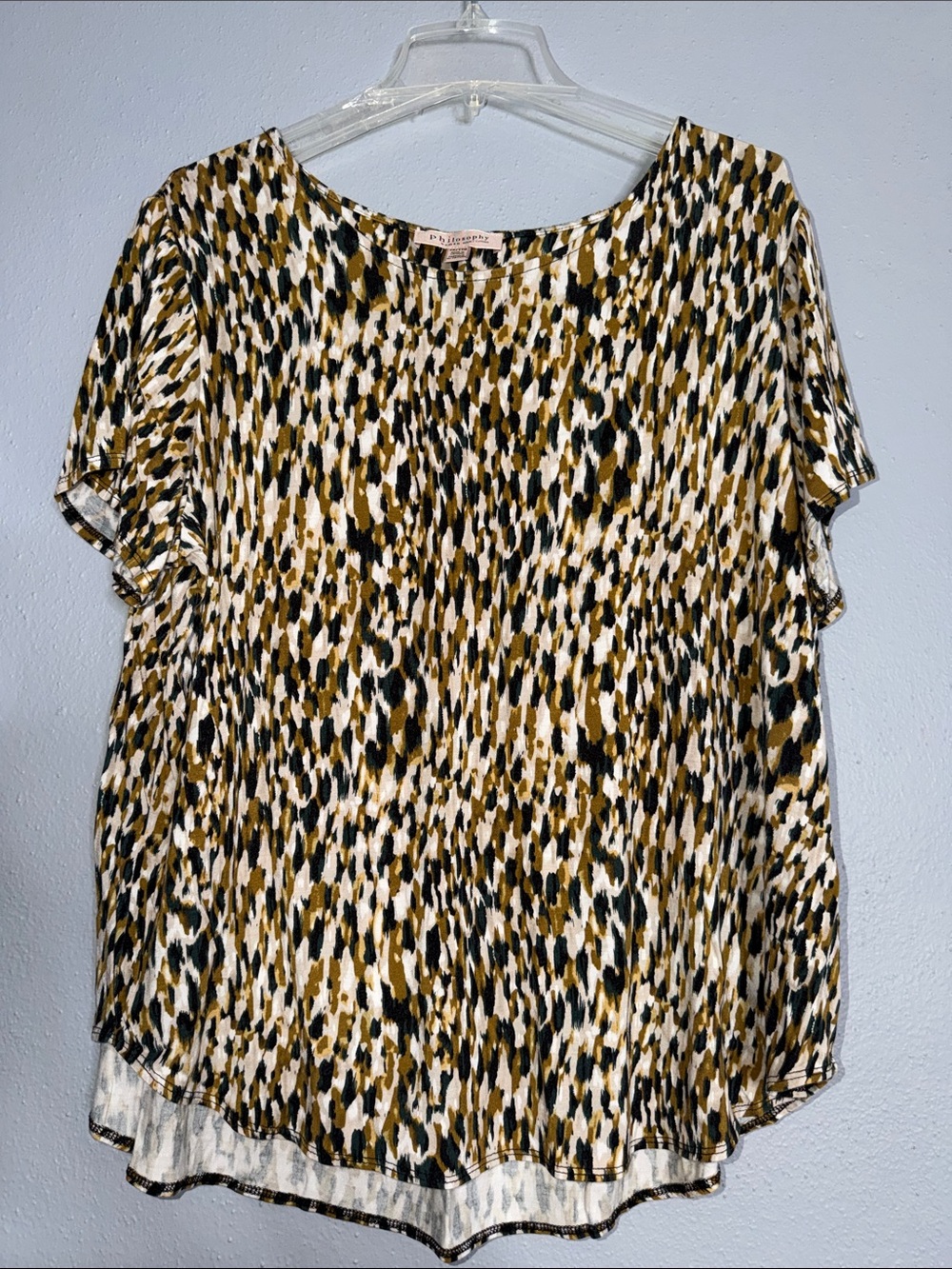 Philosophy Olive Black White Short Sleeve Printed Top